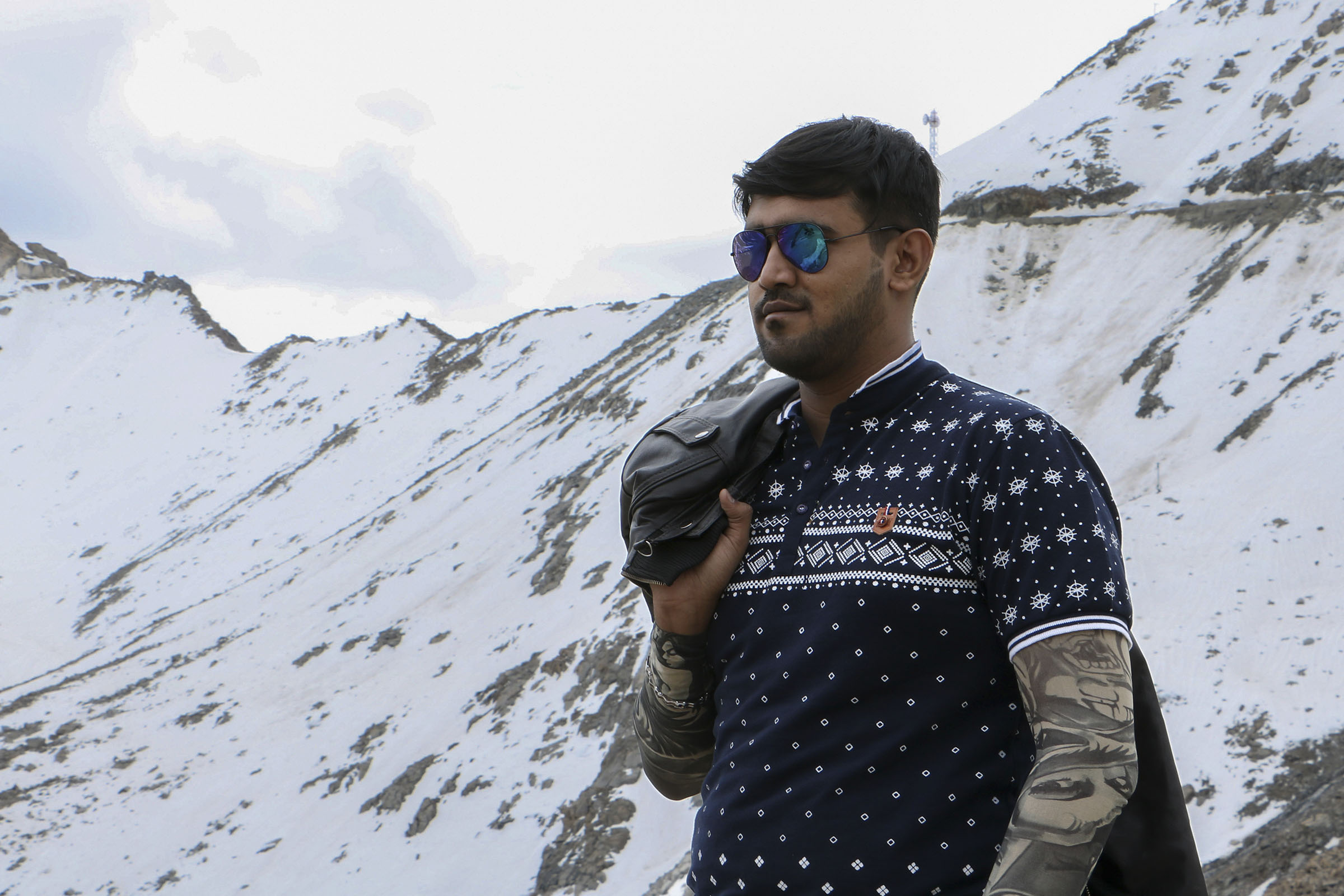 Scenic view at Khardungla Pass